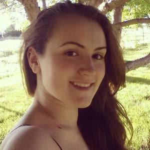 Meet your Posher, Brianna